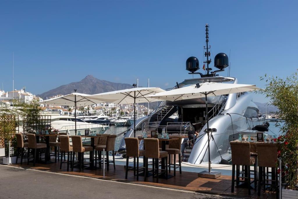 Puerto Banus Luxurious Apartment In The Heart Of The Port Марбелья Экстерьер фото