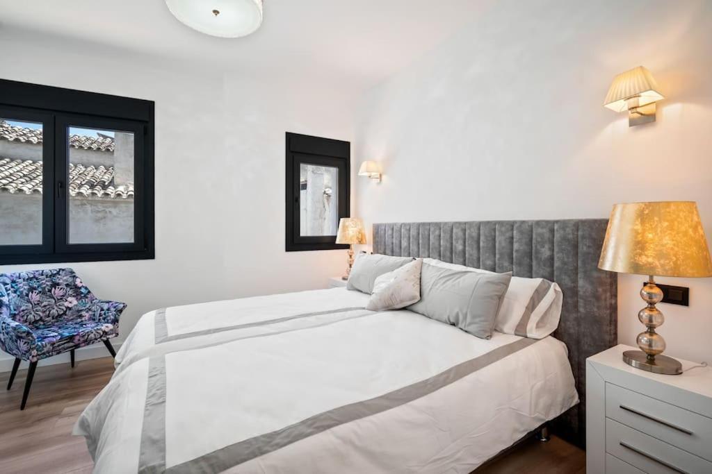 Puerto Banus Luxurious Apartment In The Heart Of The Port Марбелья Экстерьер фото